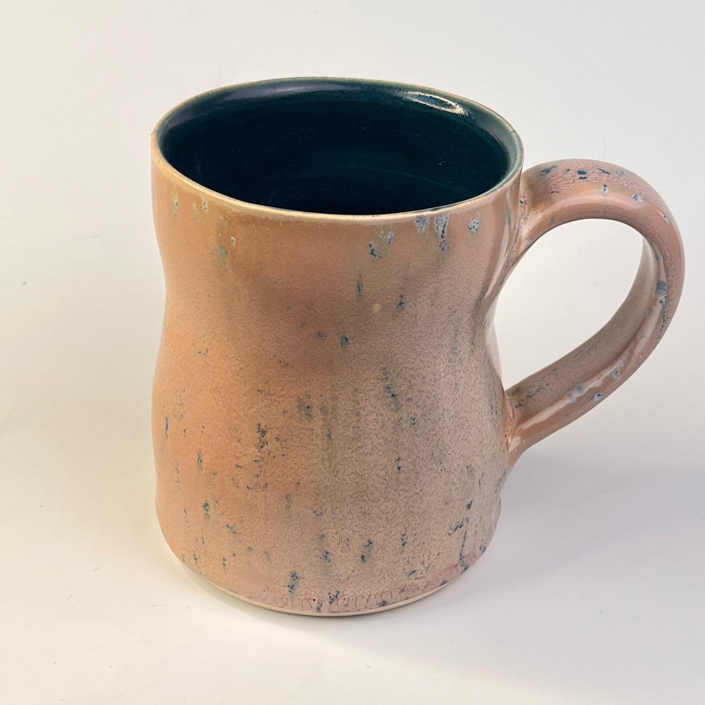 Seline Peek-a-Boo Pussy Mug